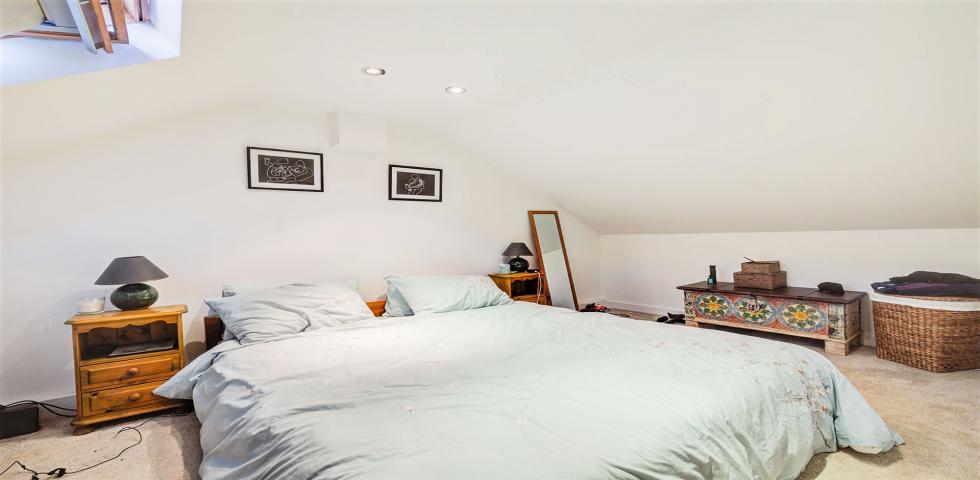			2 Bedroom, 1 bath, 1 reception Flat			 Tavistock Crescent, PORTOBELLO/WESTBOURNE PARK